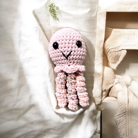 COPY - Pink Crochet Octopus Toy - Picture 2 of 4